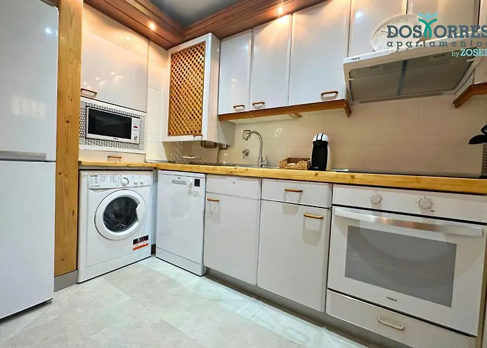 Dos Torres Santa Isabel - Parking Gratis Апартаменты *